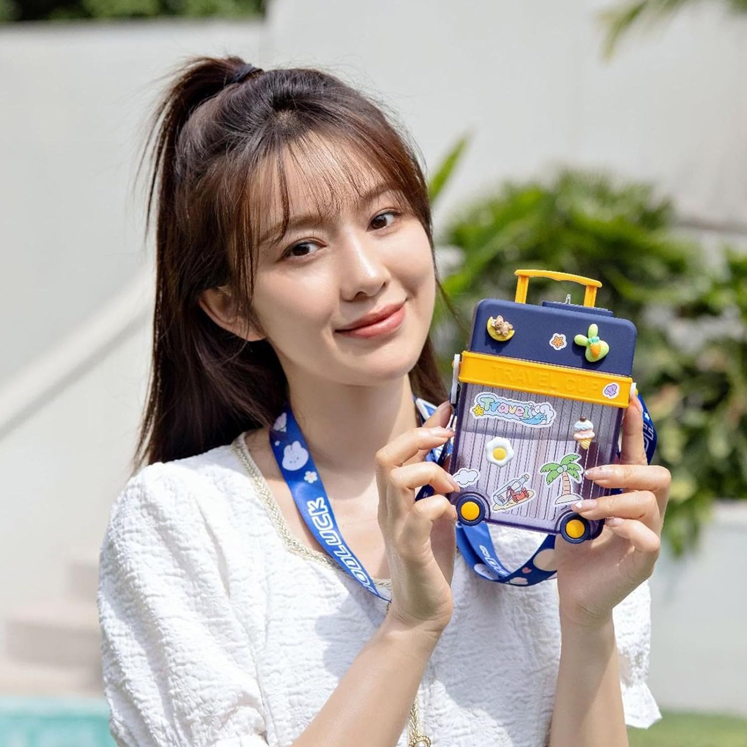Briefcase Travel Cup, 450ml Plastic Water Cup with Straw Briefcase Shape Kids Water Bottle, Portable Drinking Cup for Girls Boys School, Easy to Carry Sports Bottles for Girls and Boys Briefcase Travel Cup, 450ml Plastic Water Cup with Straw Briefcase Shape Kids Water Bottle, Portable Drinking Cup for Girls Boys School, Easy to Carry Sports Bottles for Girls and Boys